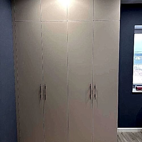 aJGBswxhVoU-min