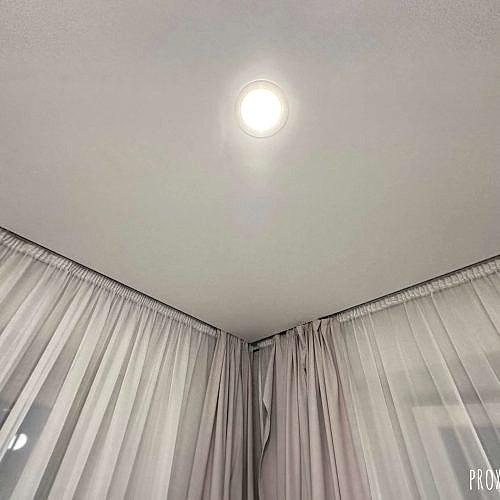 s5zKm_aAKno-min